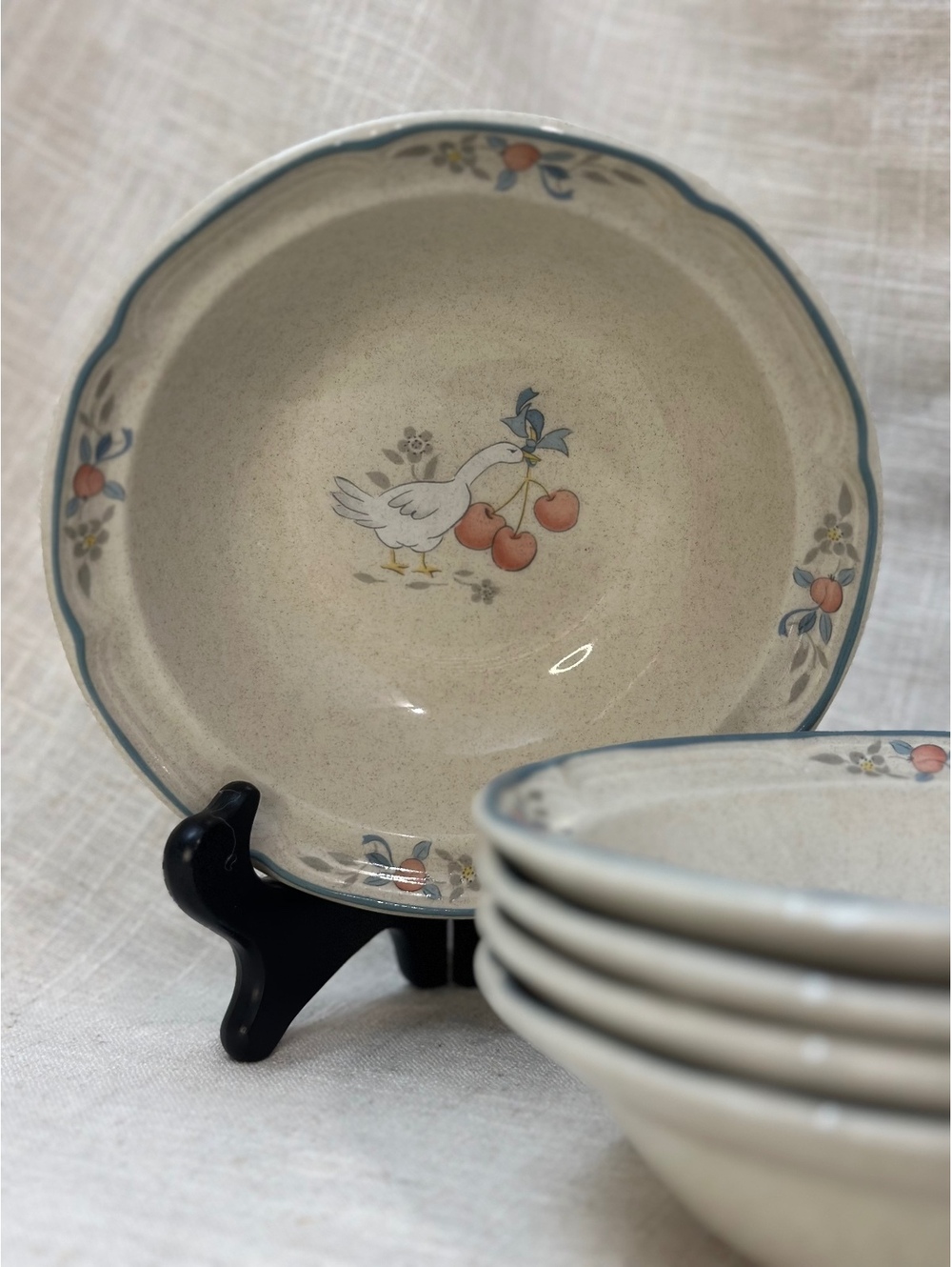 5 Vintage "Marmalade" Blue Ribbon Goose International Tableworks 6.75" Bowls